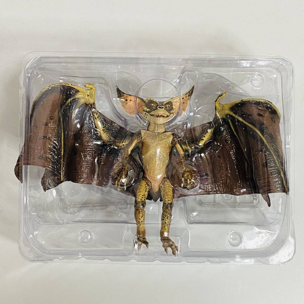 NECA GREMLINS BAT GREMLIN バットグレムリンフィギュア Amazon