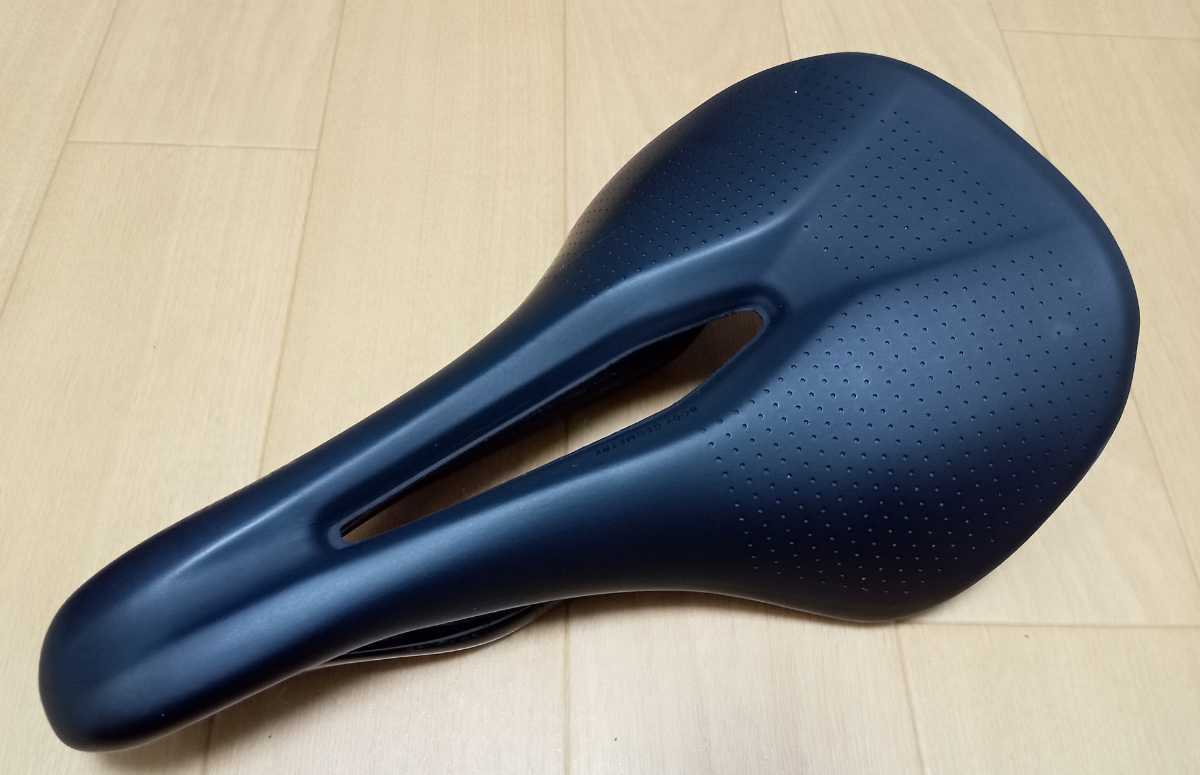 S-WORKS POWER ARC CARBON SADDLE 143mm ブラック-GPSS - 日本代購